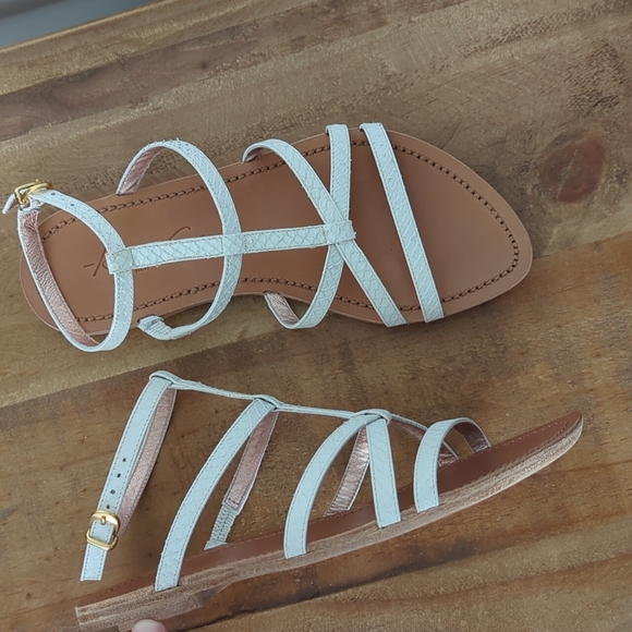 🆕🌿KENNETH COLE NEW YORK GLADIATOR SANDALS🌿 - Picture 6 of 10